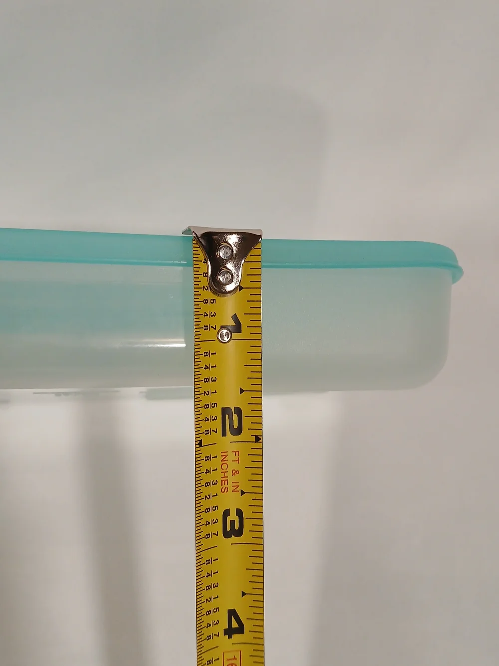 Vntg Tupperware Freezer Mate Set 2093A Lid 2092B Turquoise 2 3/4 Cups Rectangle